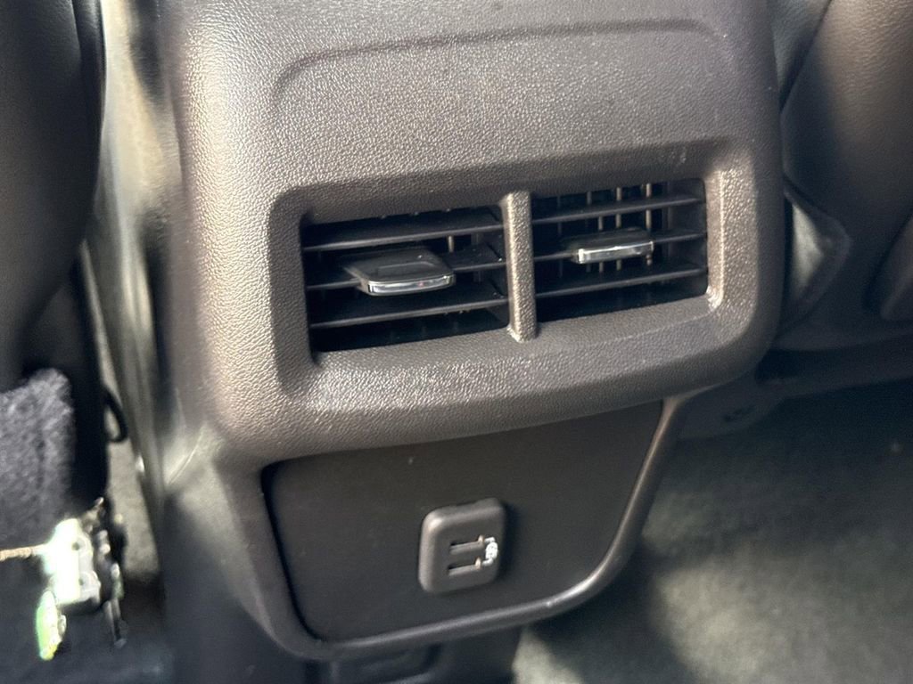 Used 2022 GMC Terrain AT4 w/ Tech Package image 19