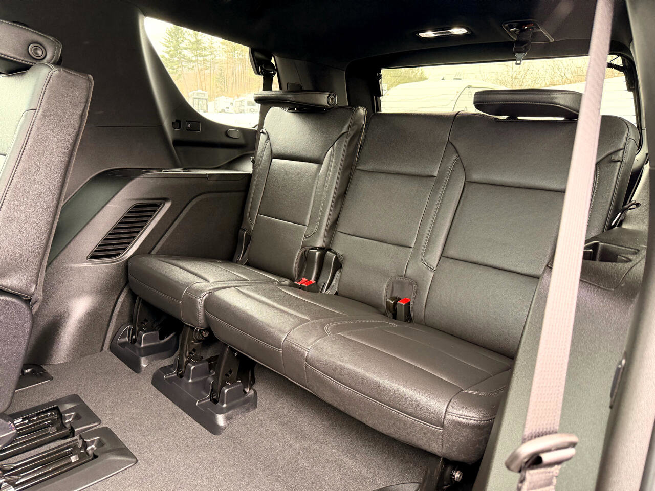 Used 2024 Chevrolet Tahoe Z71 image 29