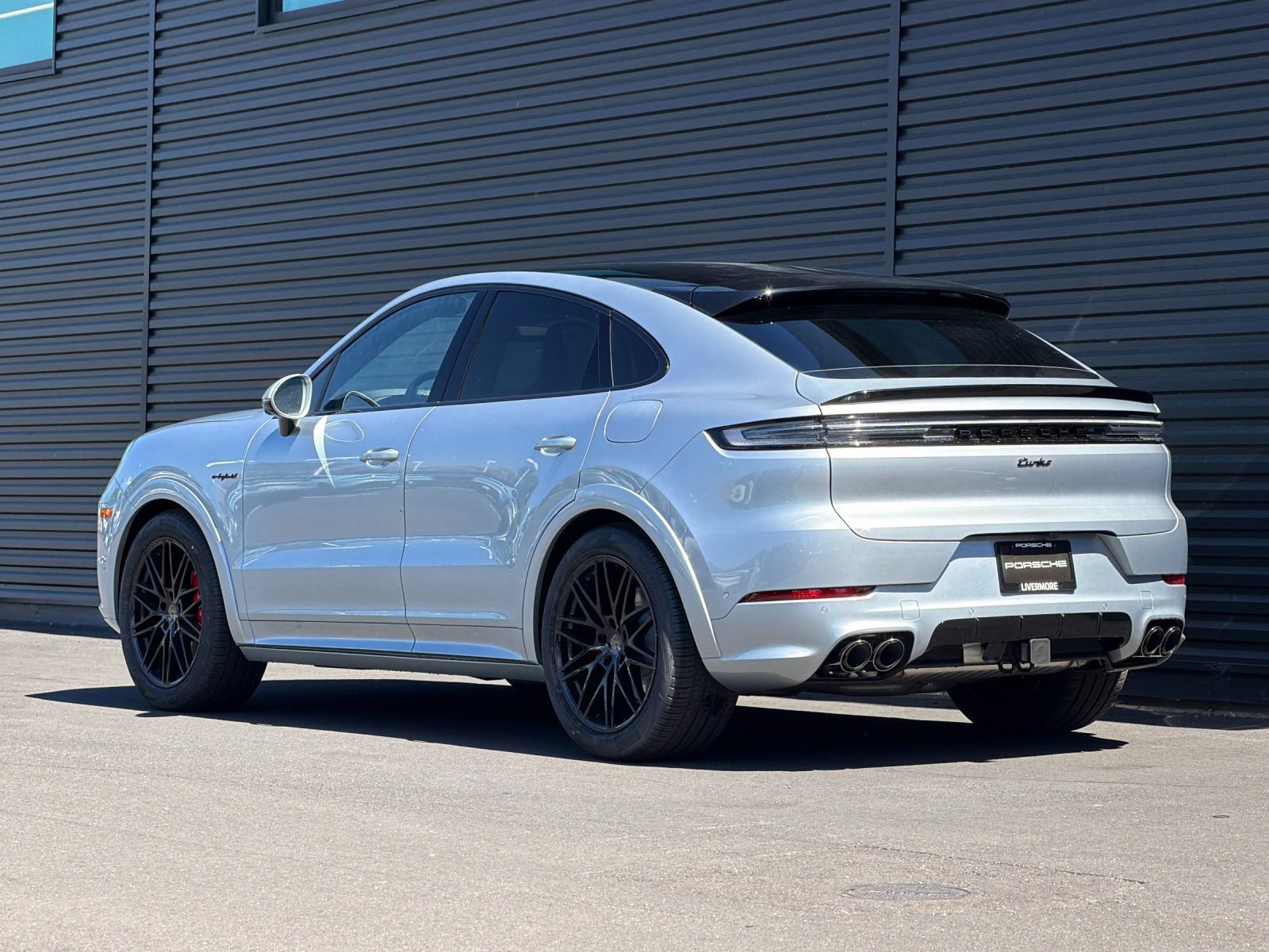 New 2026 Porsche Cayenne Turbo AWD/4WD image 4