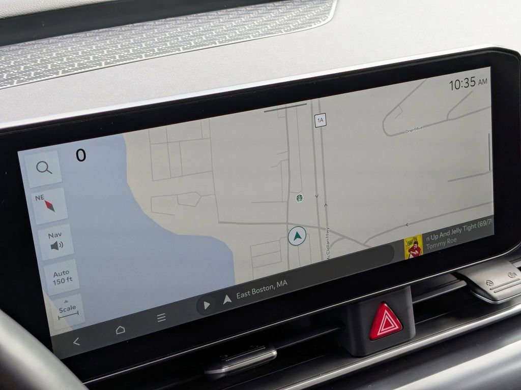 Used 2025 Kia Carnival image 22