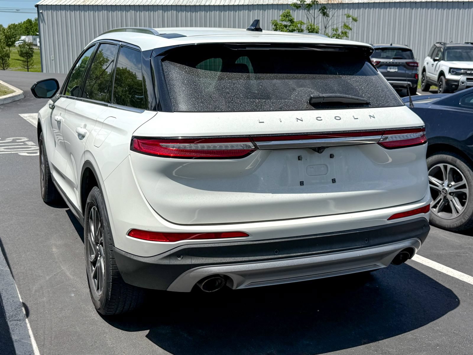Used 2020 Lincoln Corsair AWD w/ Equipment Group 101A image 4
