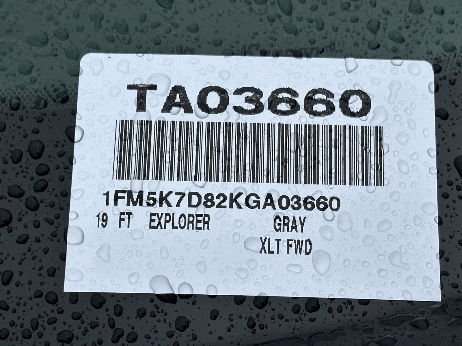 Used 2019 Ford Explorer XLT w/ Equipment Group 201A image 14