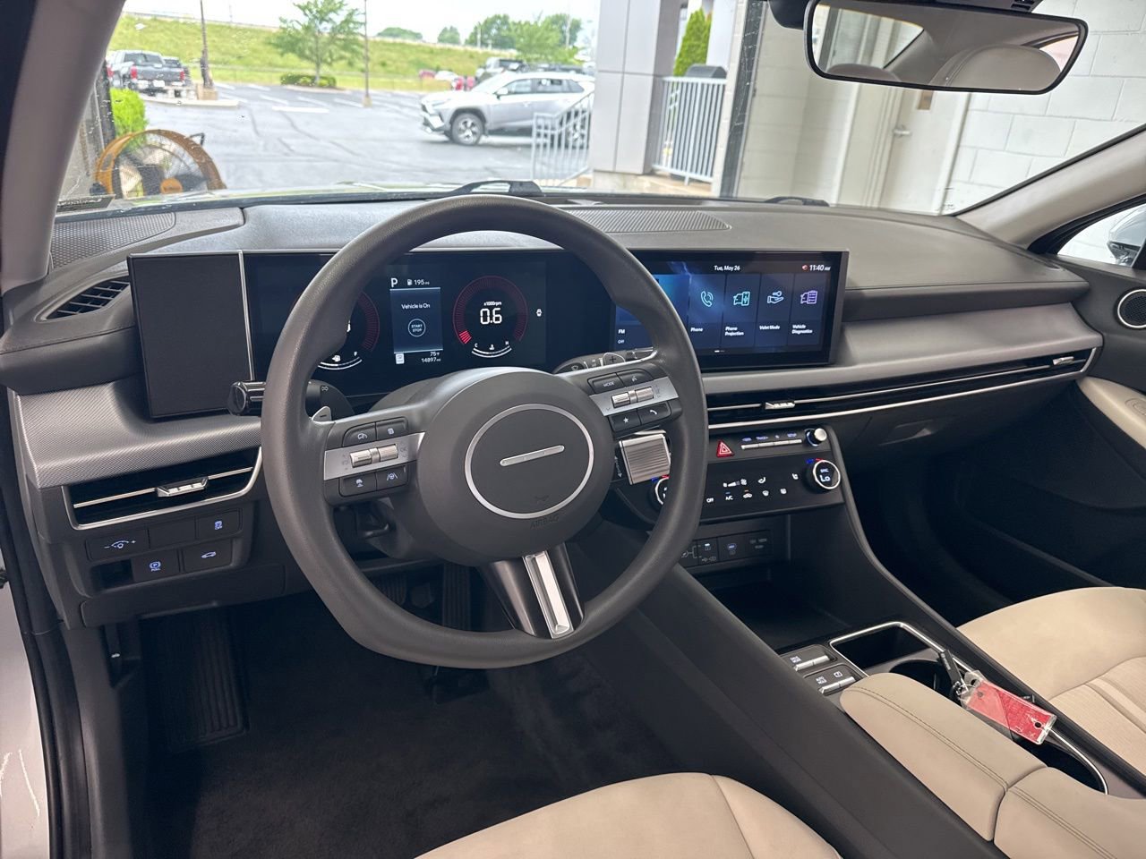 Used 2025 Hyundai Sonata SEL FWD image 14