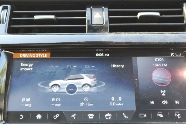 Used 2020 Land Rover Discovery HSE Luxury image 38