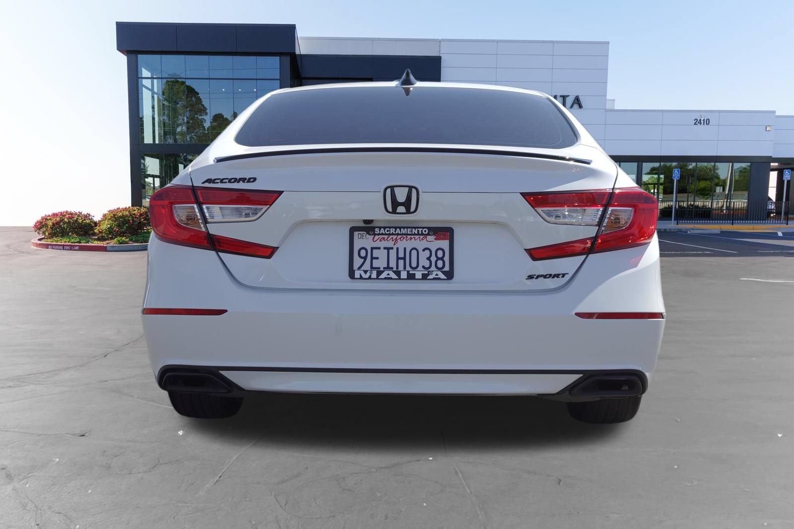 Used 2022 Honda Accord Sport image 4