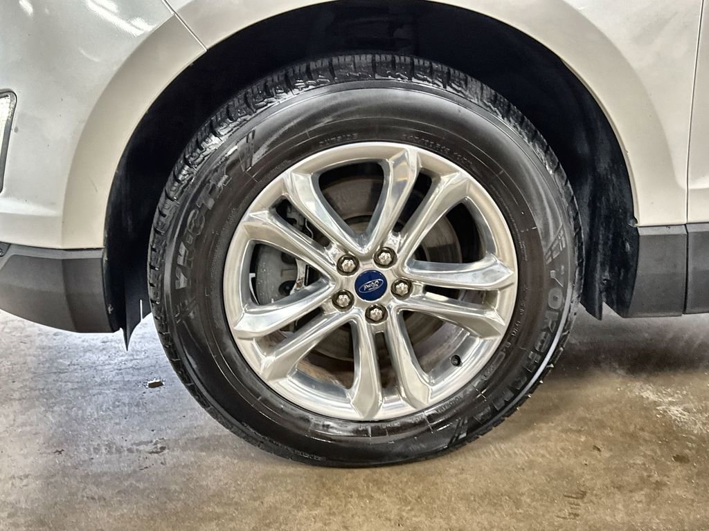 Used 2015 Ford Edge SEL w/ Equipment Group 201A AWD/4WD image 31