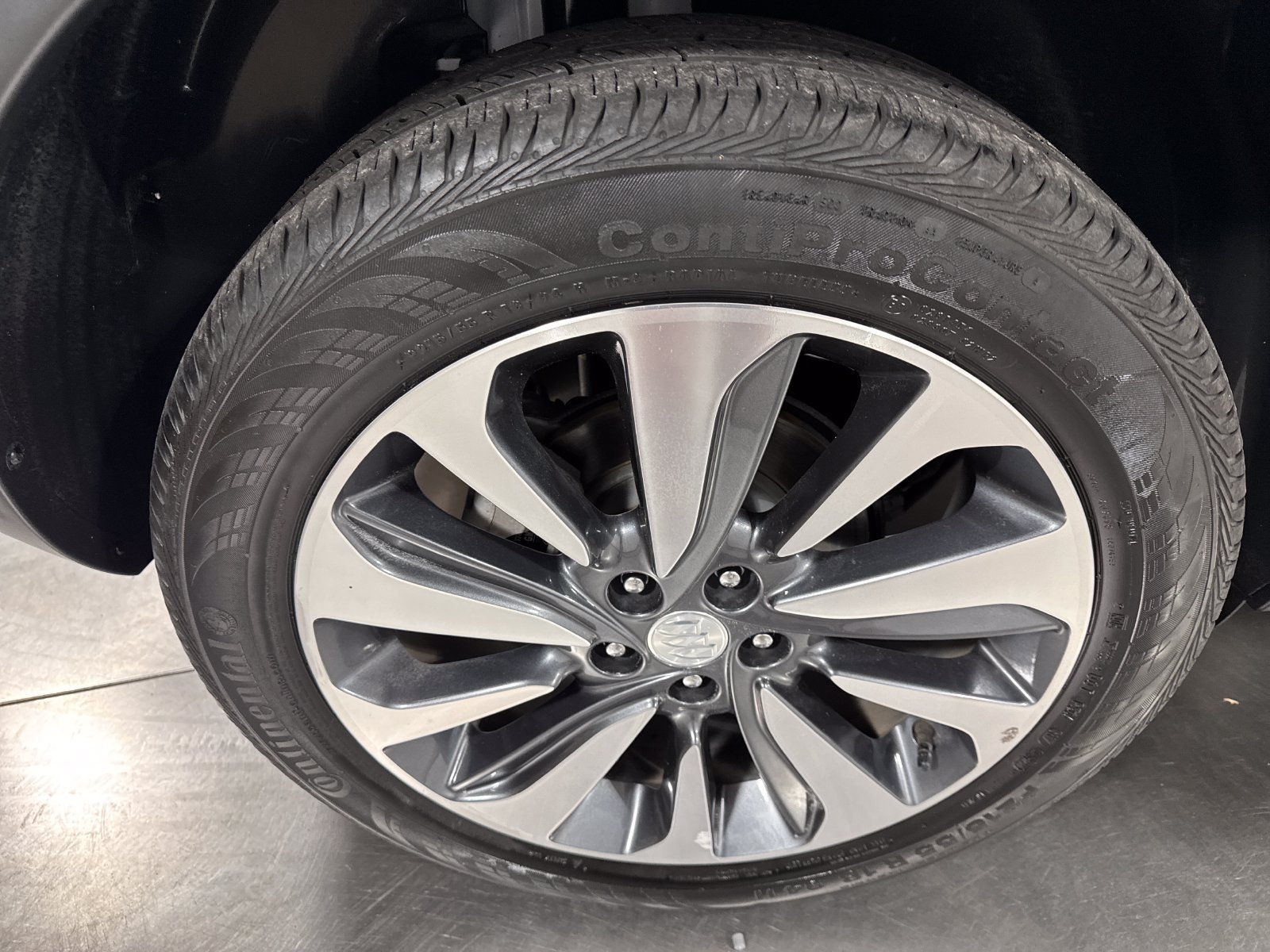 Used 2022 Buick Encore Preferred w/ Safety Package AWD/4WD image 13
