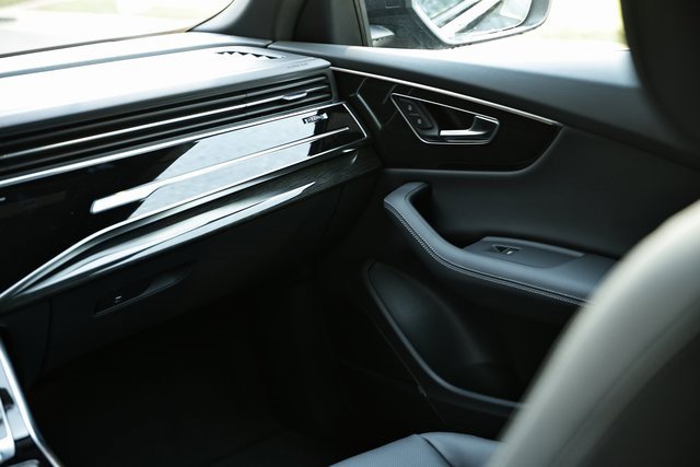 New 2026 Audi Q8 Premium Plus image 27