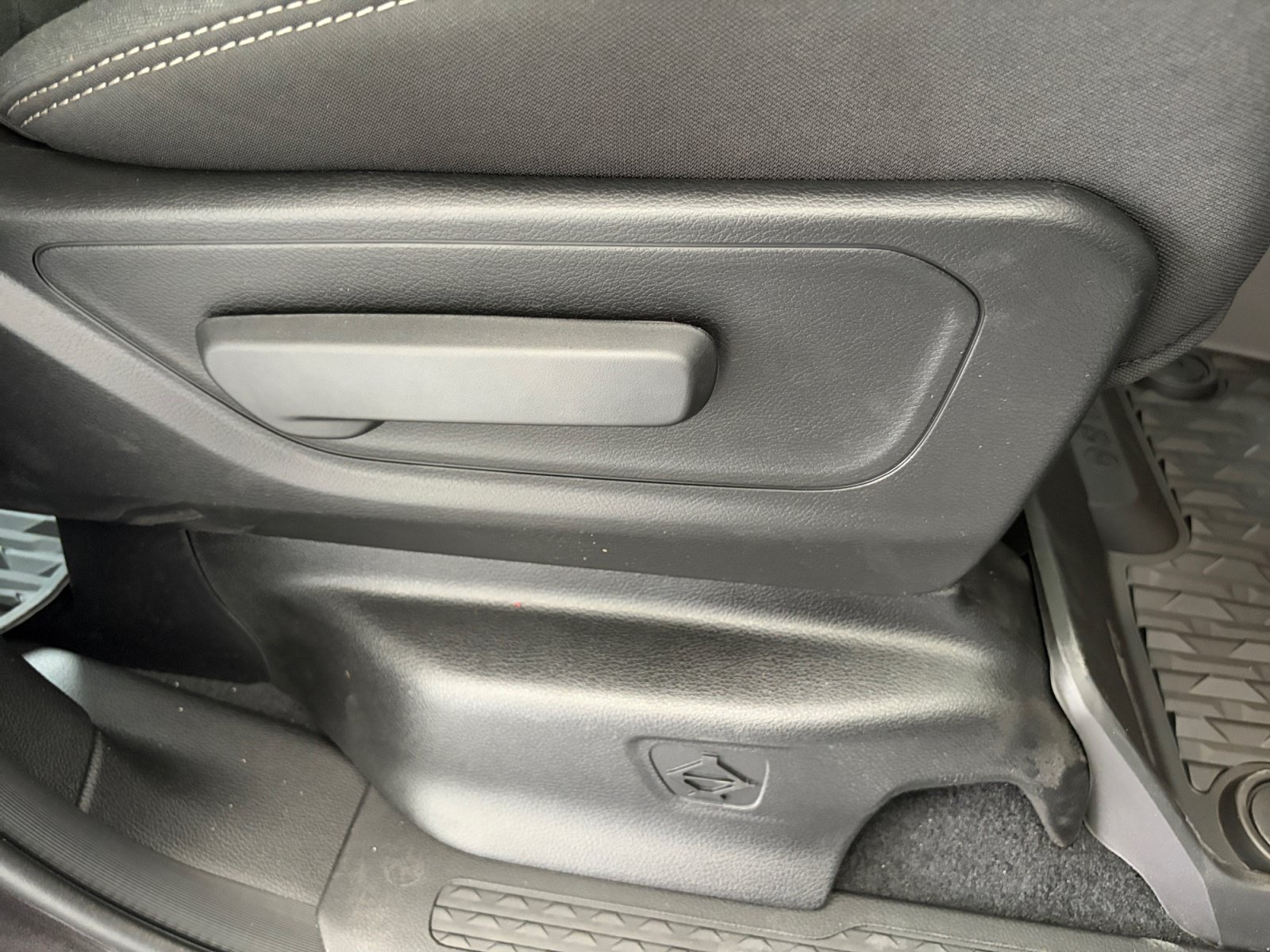 New 2026 RAM 1500 Warlock AWD/4WD image 25