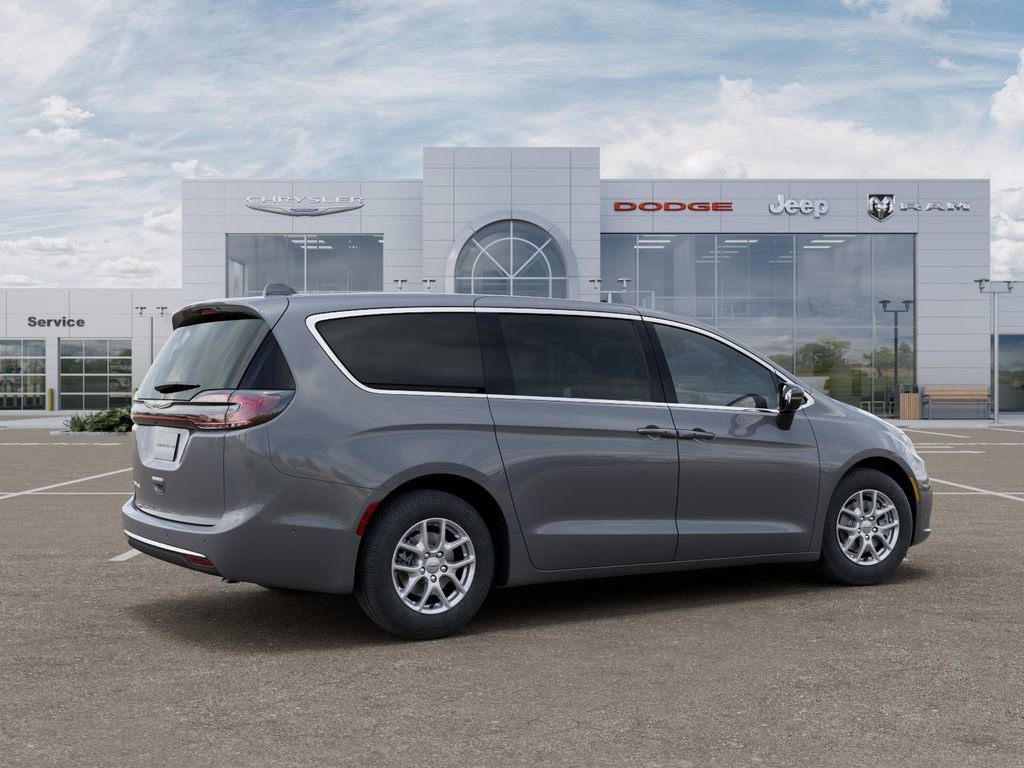 New 2025 Chrysler Pacifica Select image 4