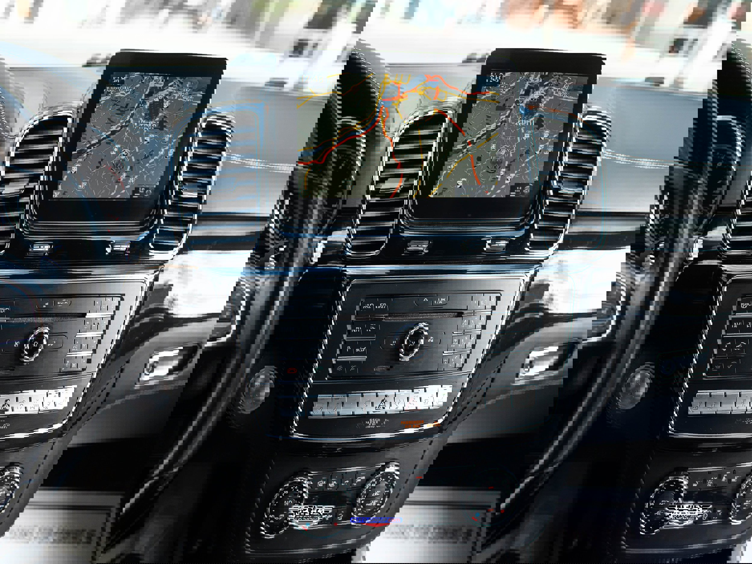 Used 2017 Mercedes-Benz GLS 550 4MATIC image 34