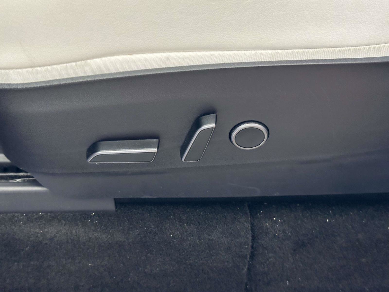 Used 2023 Tesla Model Y Long Range image 14