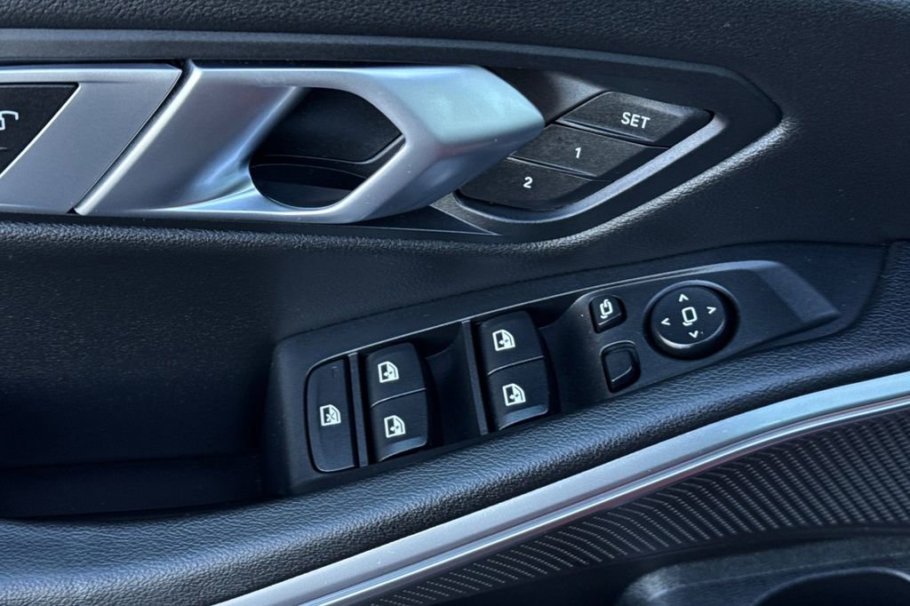 Used 2022 BMW 330i Sedan w/ Premium Package 2 image 11