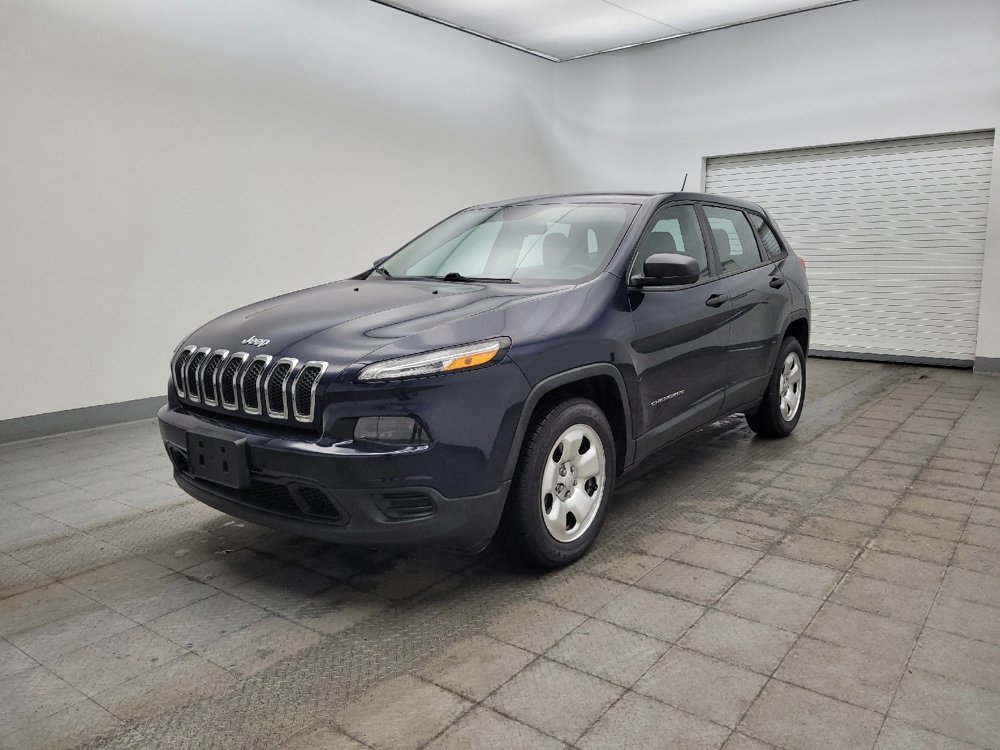 Used 2015 Jeep Cherokee Sport image 2