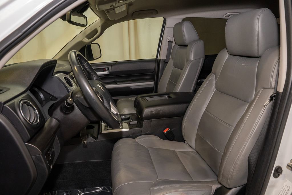 Used 2020 Toyota Tundra SR5 w/ SR5 Leather Package image 10