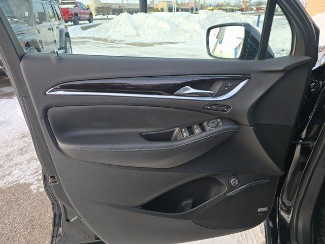 Used 2020 Buick Enclave Avenir w/ Avenir Technology Package image 11