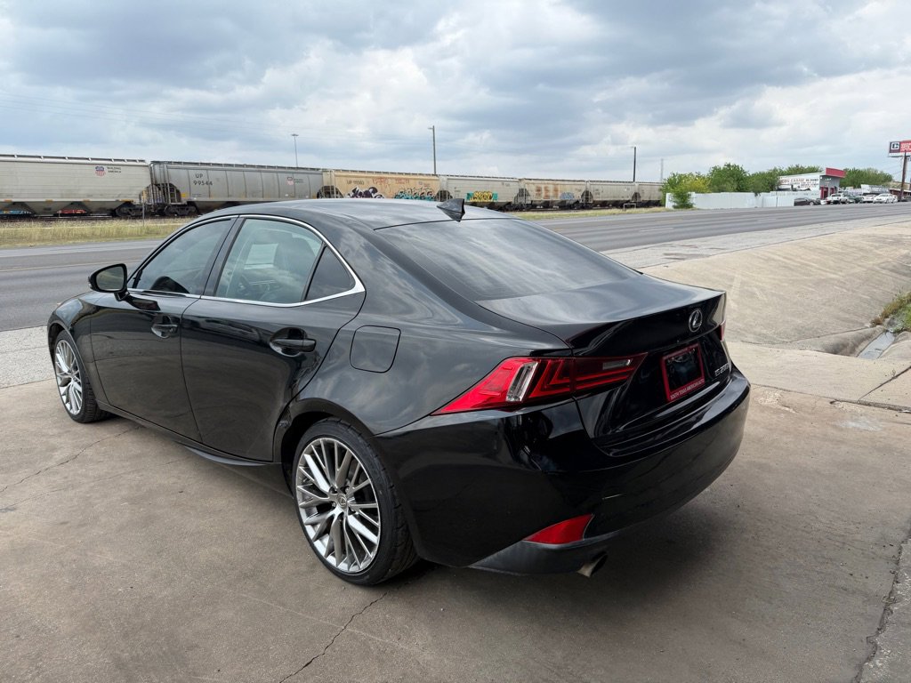 Used 2016 Lexus IS 200t w/ Navigation System Package RWD image 23
