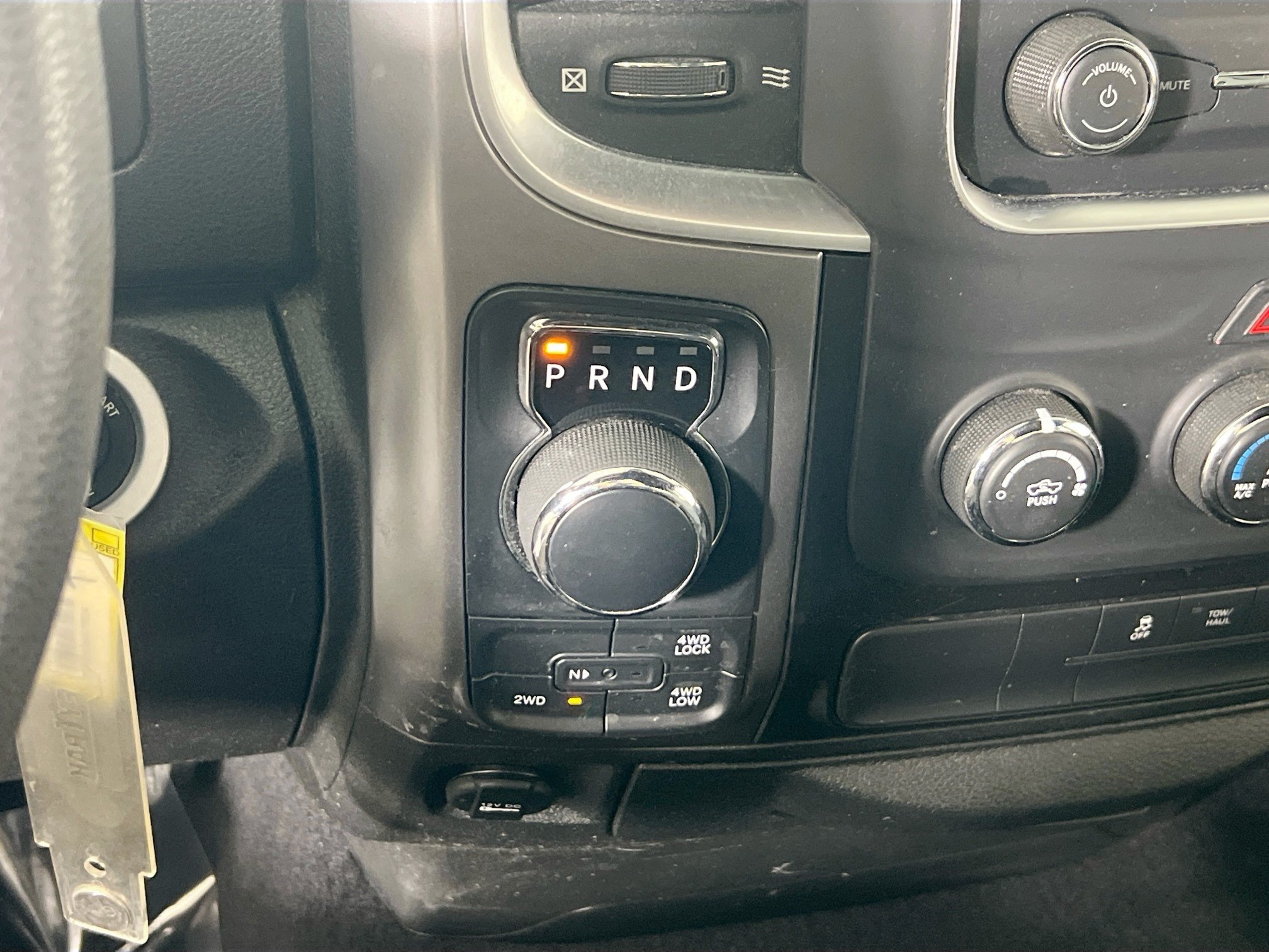 Used 2022 RAM 1500 Warlock AWD/4WD image 15