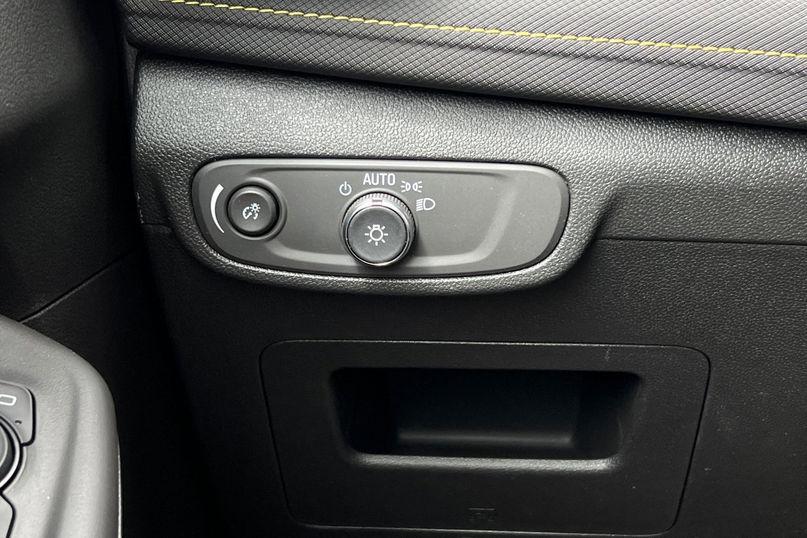 New 2025 Chevrolet TrailBlazer ACTIV w/ Convenience Package image 29