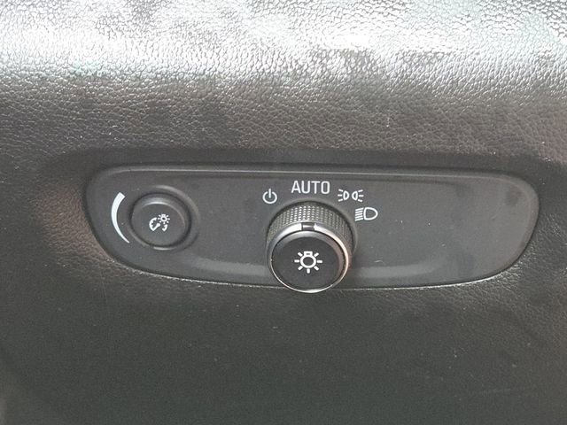 Used 2019 Chevrolet Traverse LS image 7