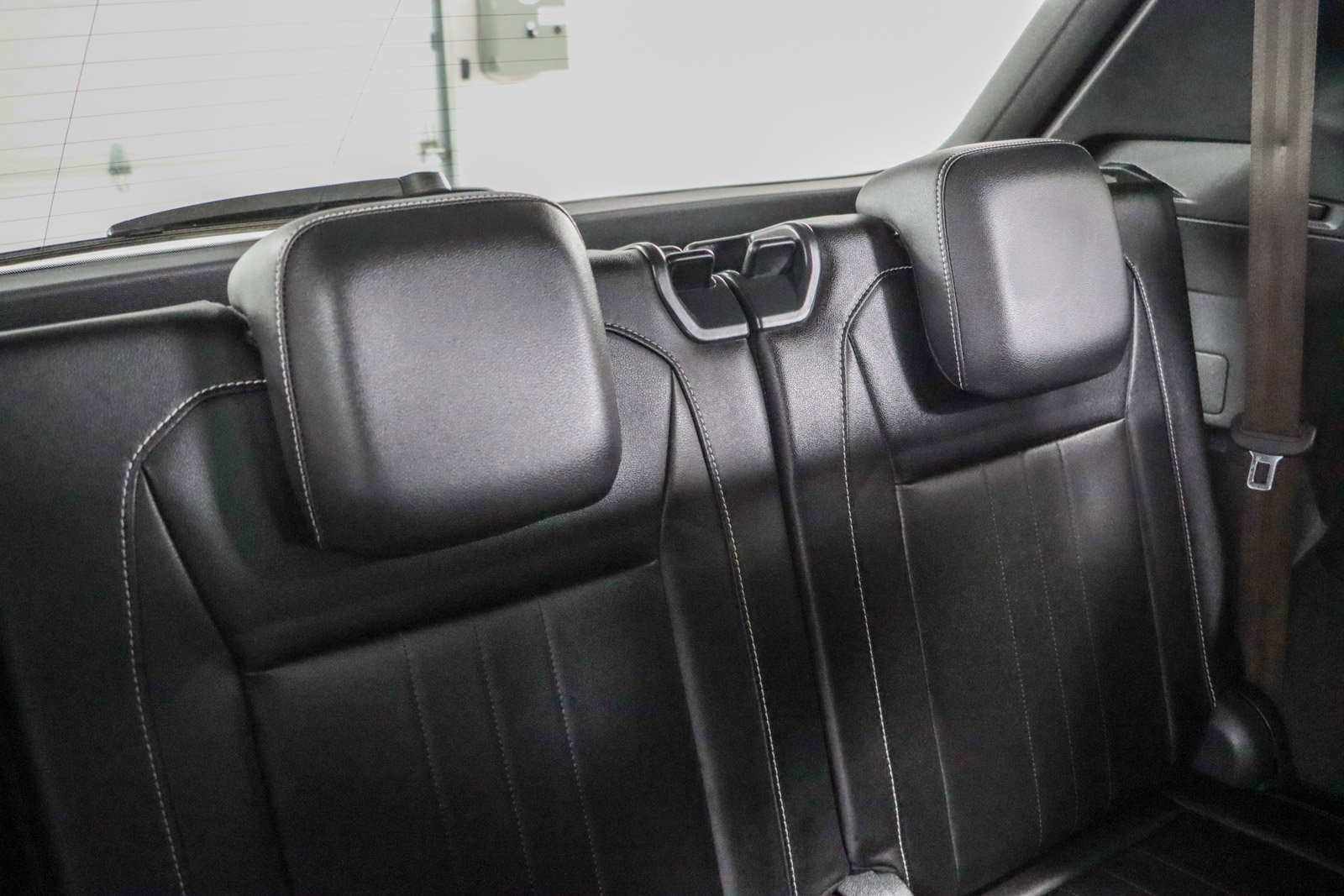 Used 2023 Volkswagen Tiguan SE R-Line FWD image 30