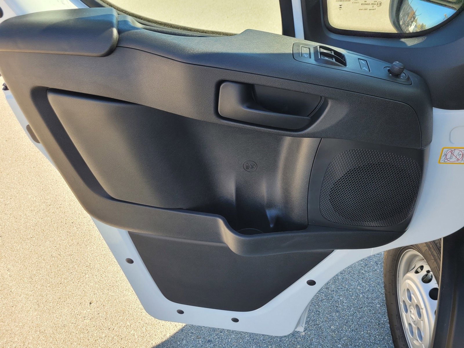 New 2026 RAM ProMaster 2500 w/ Convenience Group image 22