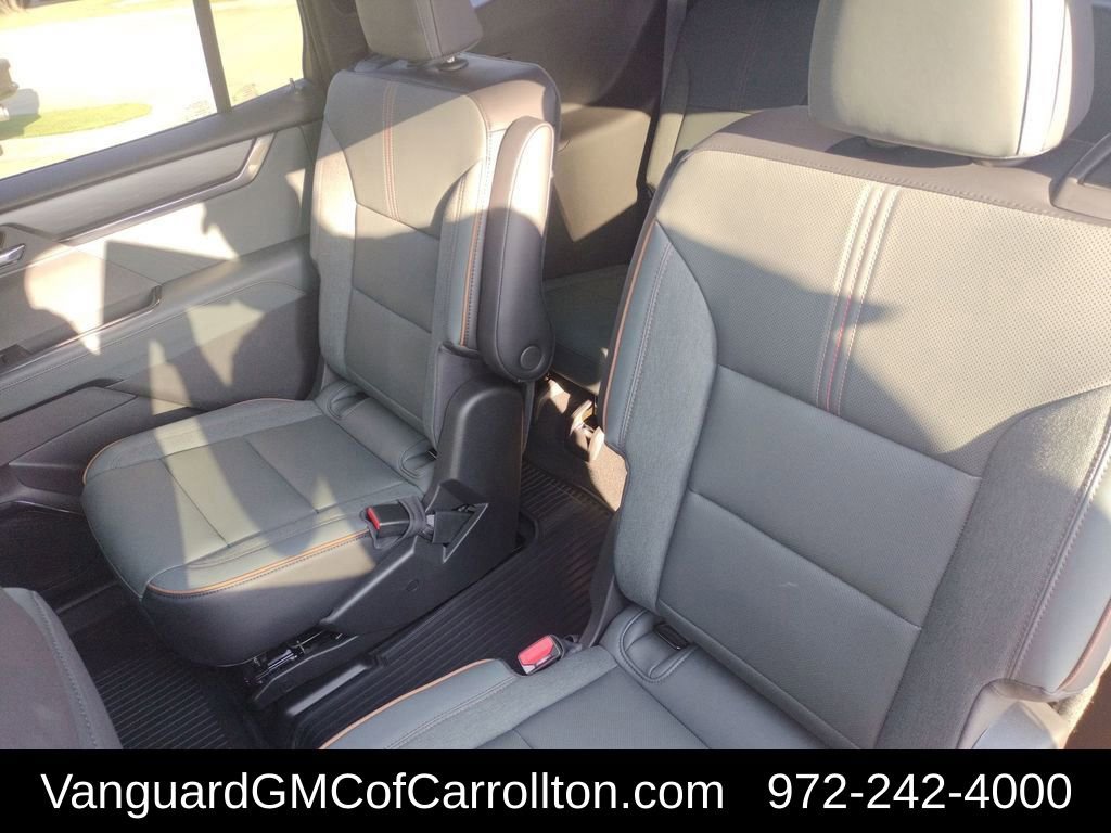New 2026 GMC Acadia AT4 w/ LPO, Floor Liner Package image 28