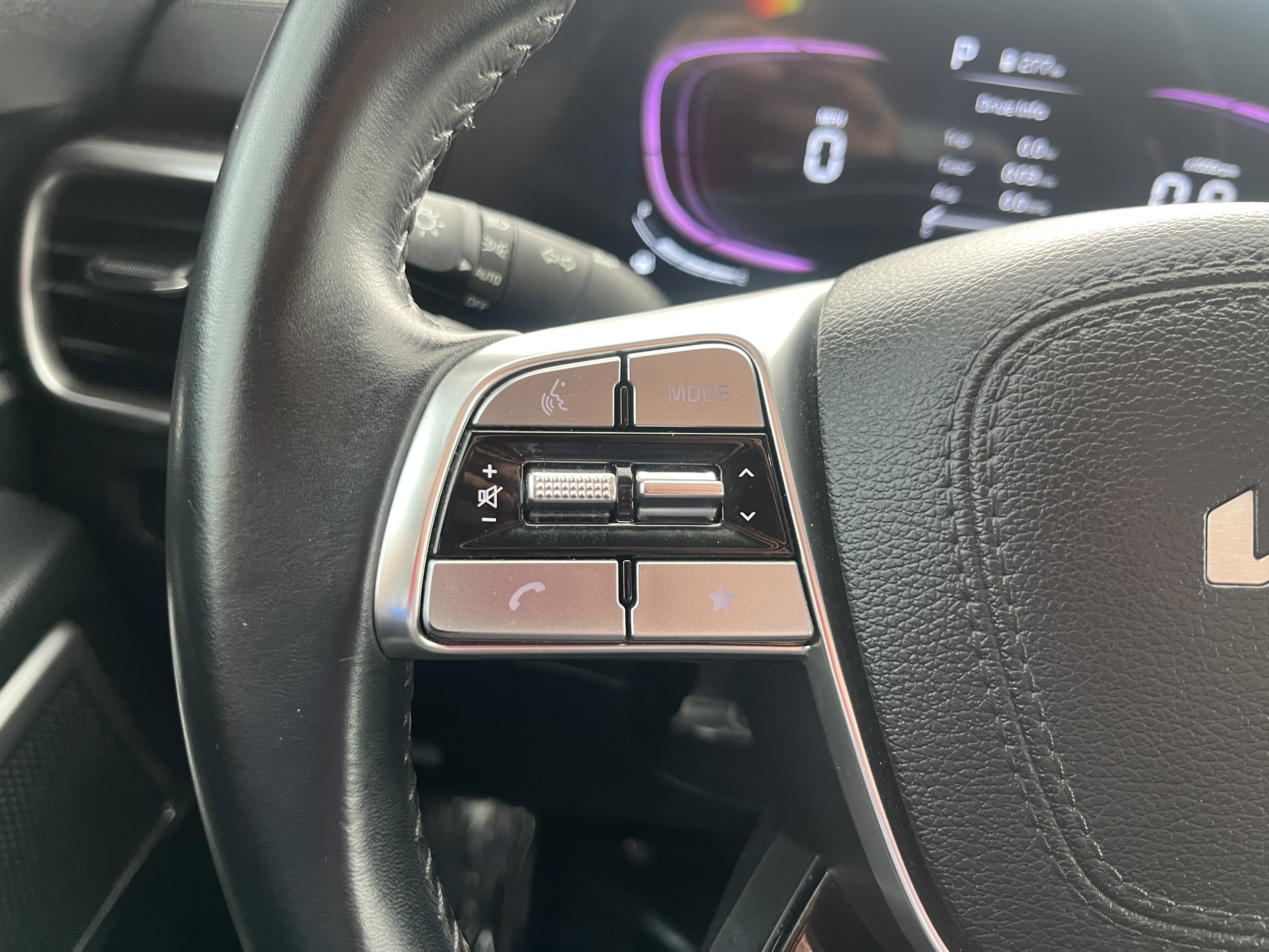 Used 2025 Kia Telluride S AWD/4WD image 20