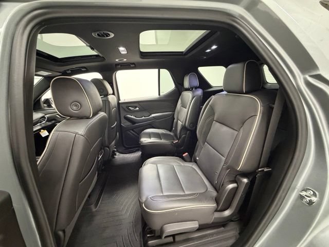 Certified 2023 Chevrolet Traverse Premier w/ Redline Edition AWD/4WD image 24