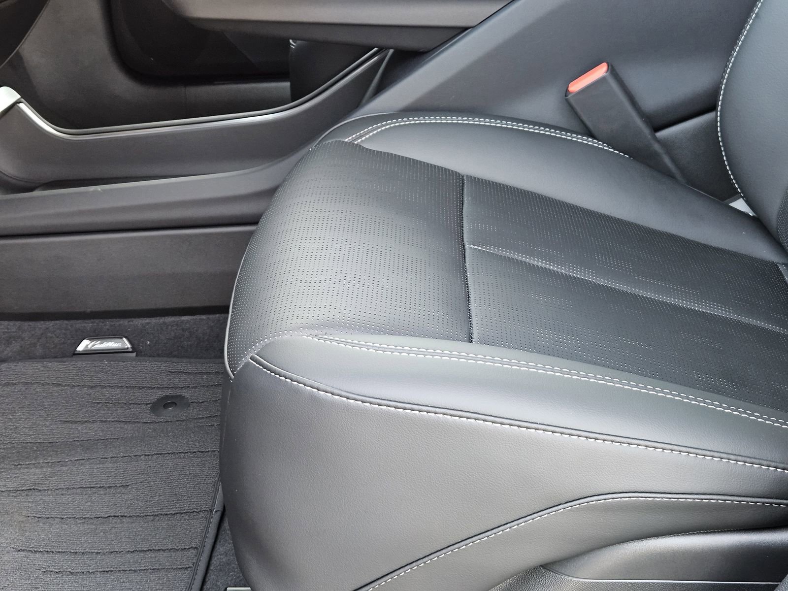 New 2026 Cadillac Lyriq Premium Sport image 23