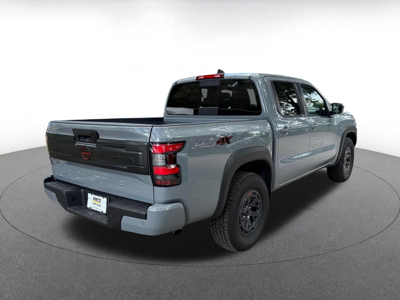 Used 2026 Nissan Frontier PRO-4X AWD/4WD image 12