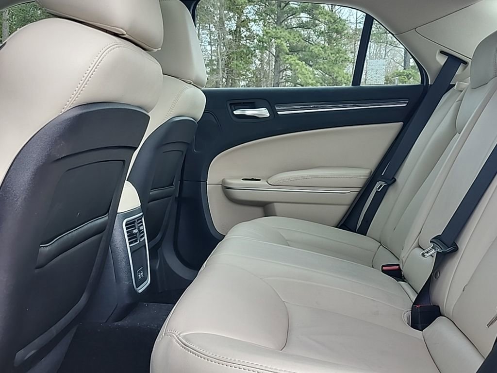 Certified 2021 Chrysler 300 Touring L w/ Popular Equipment Group image 27