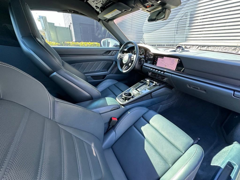 Certified 2024 Porsche 911 Targa 4 GTS image 37
