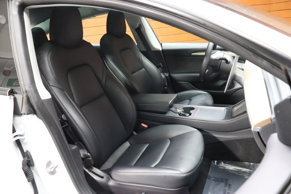 Used 2023 Tesla Model 3 Standard Range RWD image 37