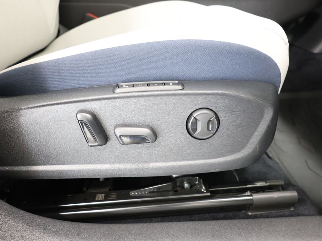 Used 2024 Volkswagen ID.4 S RWD image 22