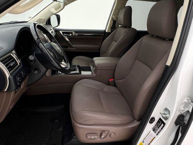Certified 2020 Lexus GX 460 Premium w/ Premium Package AWD/4WD image 12