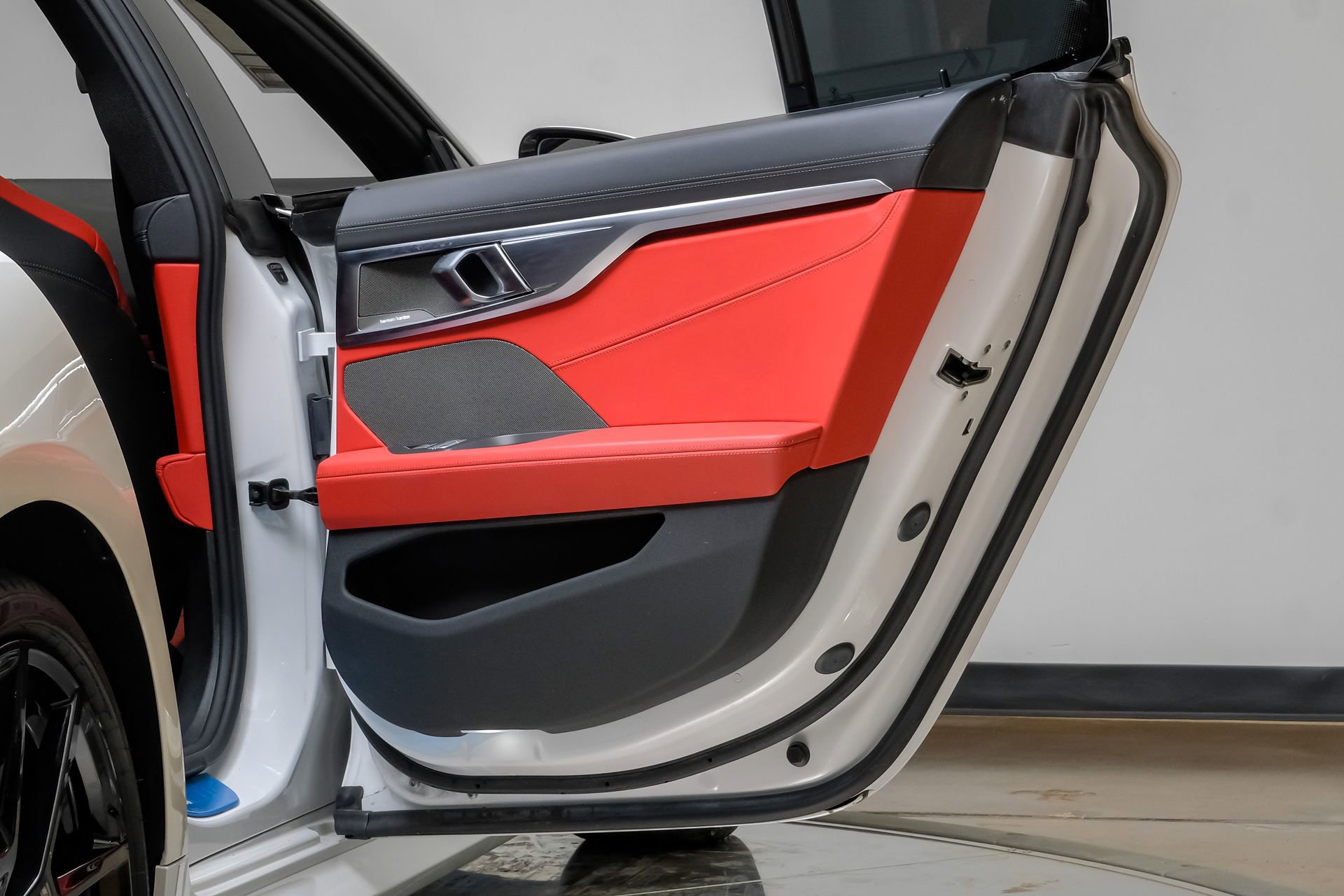 Used 2023 BMW 840i Gran Coupe w/ Comfort Seating Package image 50