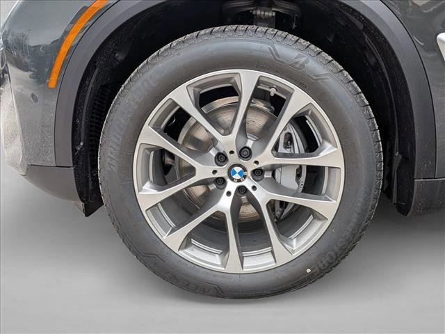 New 2026 BMW X5 xDrive40i w/ Climate Comfort Package AWD/4WD image 10