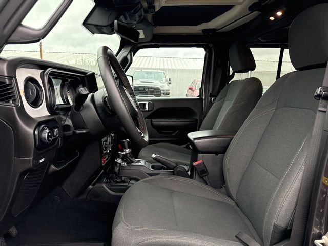 Used 2024 Jeep Gladiator Sport image 24