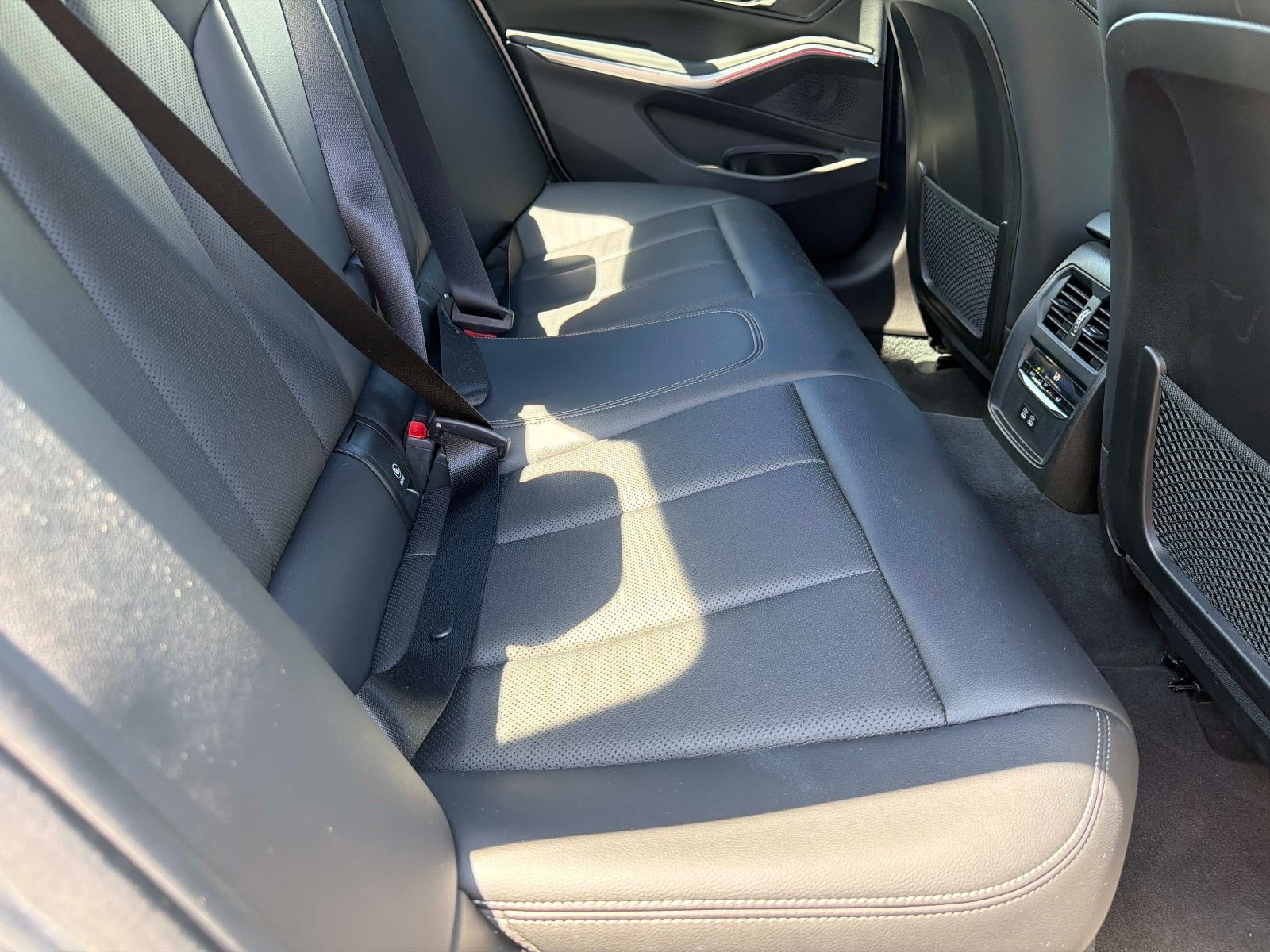 Used 2023 BMW 330i Sedan w/ Driving Assistance Package RWD image 27