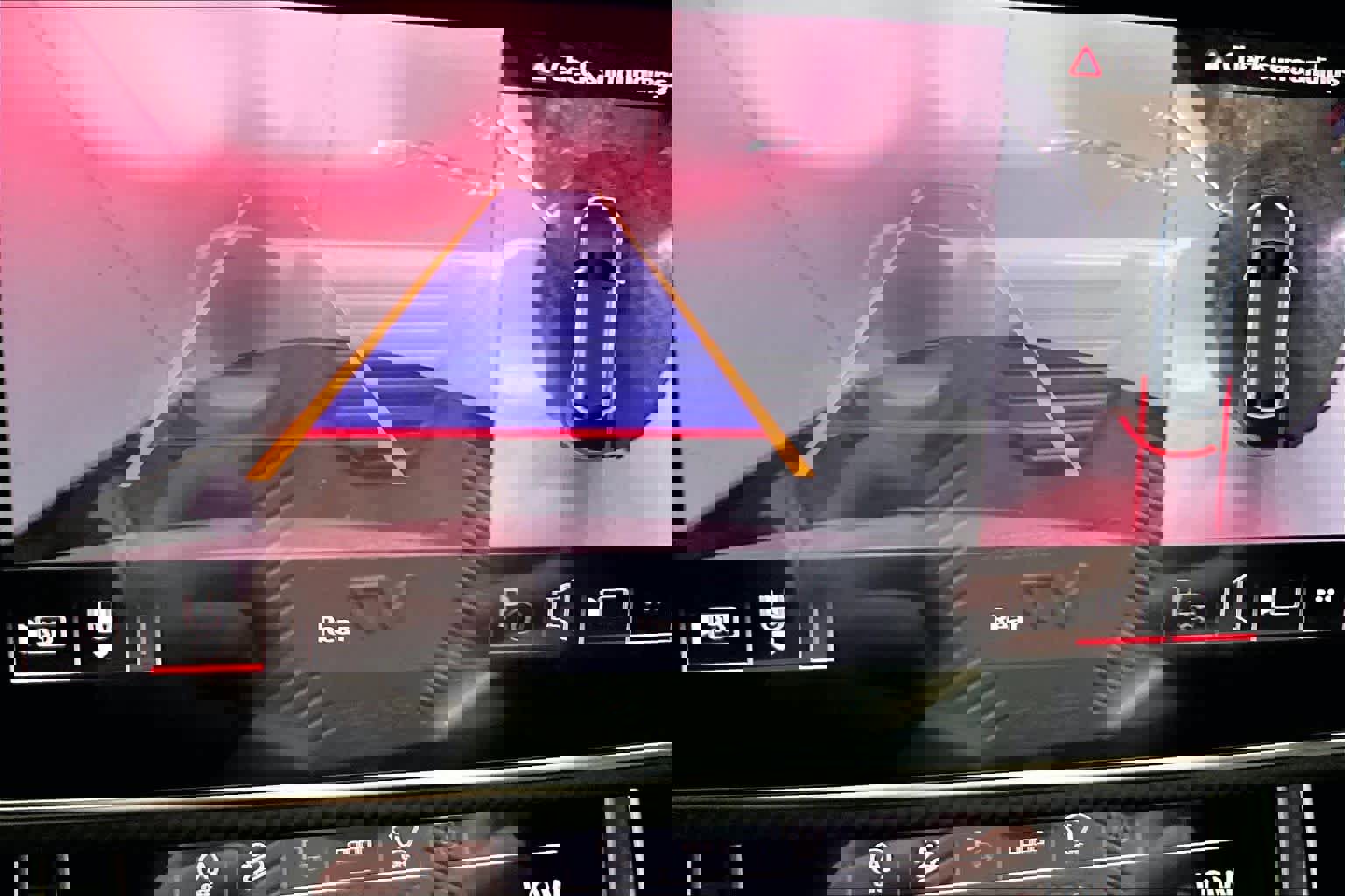 Used 2025 Audi RS Q8 performance image 27