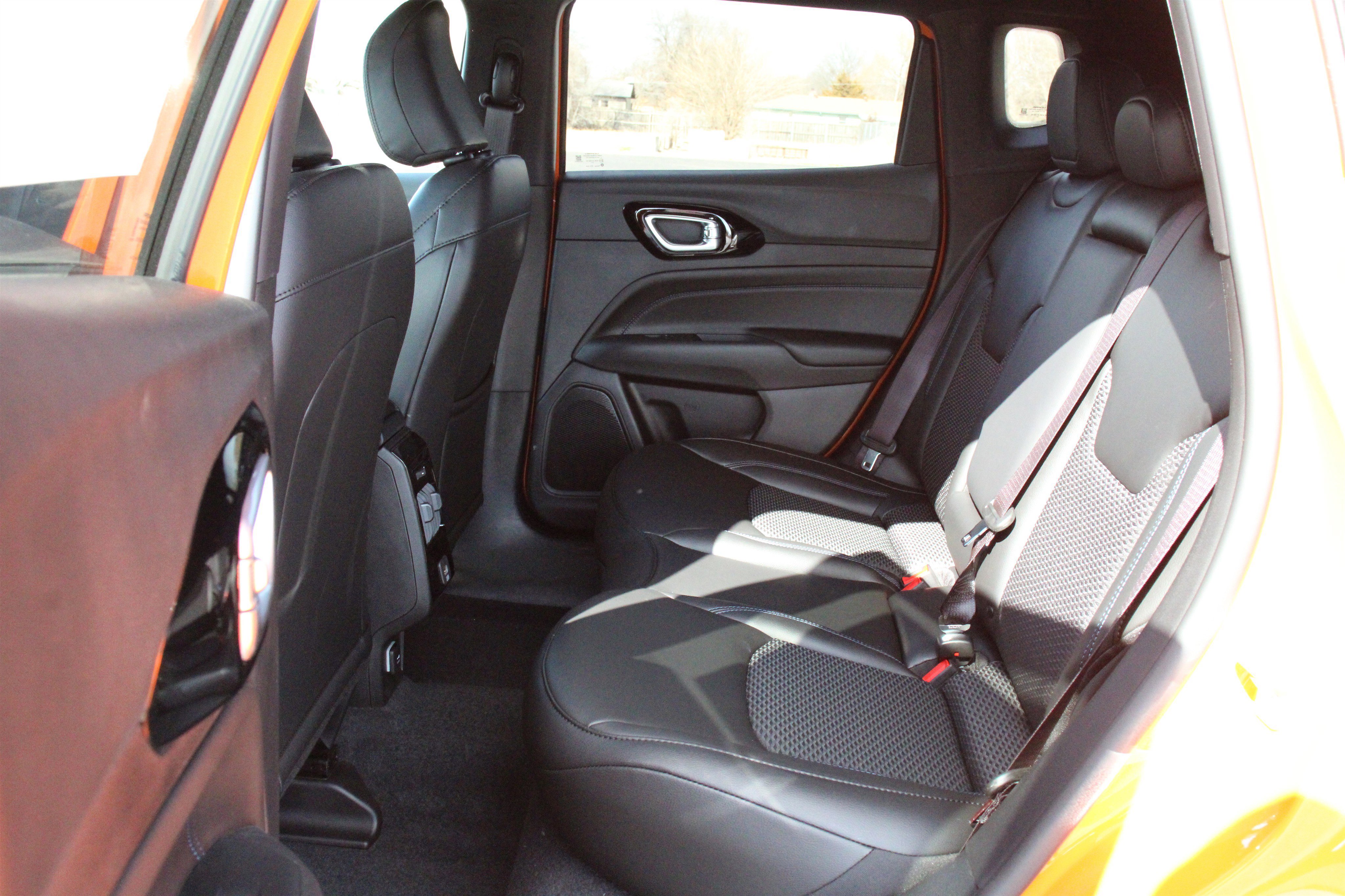 New 2026 Jeep Compass Latitude image 25