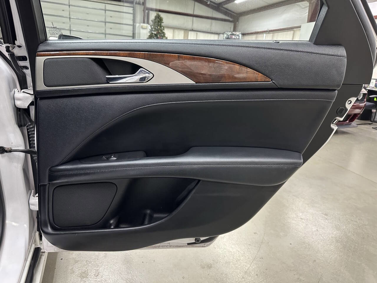 Used 2017 Lincoln MKZ Reserve w/ Technology Package image 14