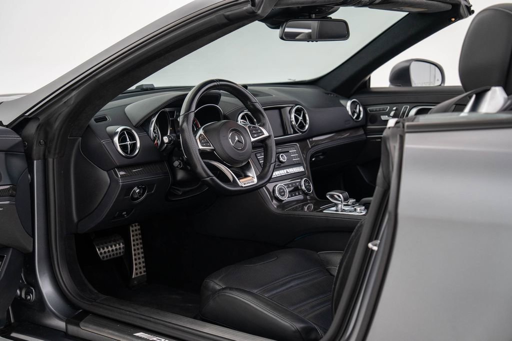 Used 2017 Mercedes-Benz SL 63 AMG image 10