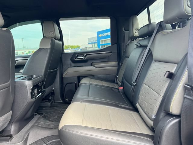 Used 2023 Chevrolet Silverado 1500 ZR2 AWD/4WD image 5