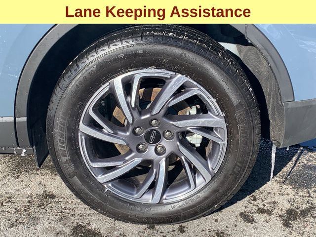 Used 2025 Lincoln Corsair AWD w/ Equipment Group 101A image 9