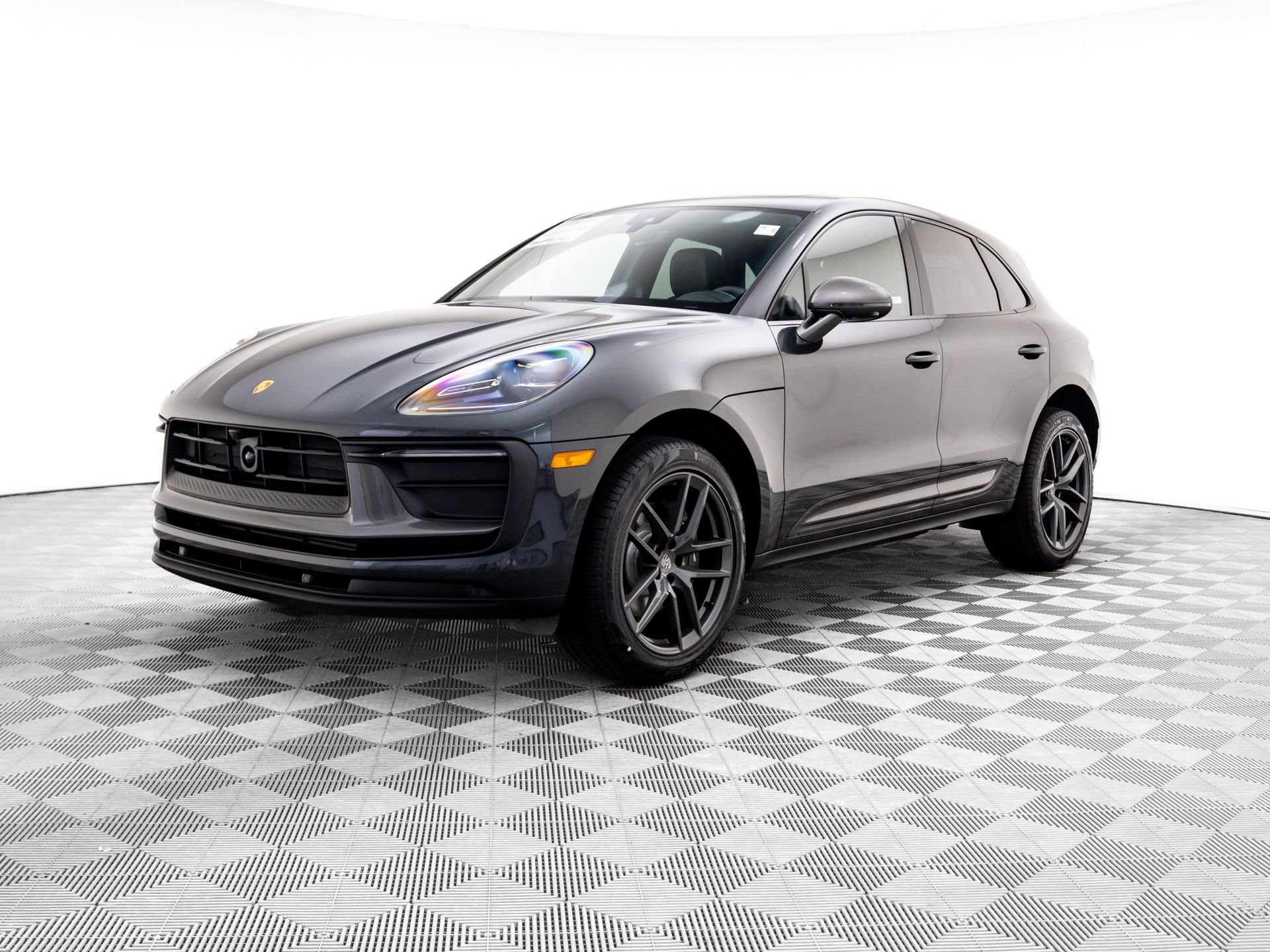 New 2026 Porsche Macan Turbo AWD/4WD image 1