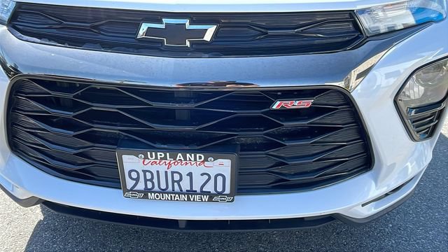 Used 2022 Chevrolet TrailBlazer RS w/ Sun and Liftgate Package FWD image 9