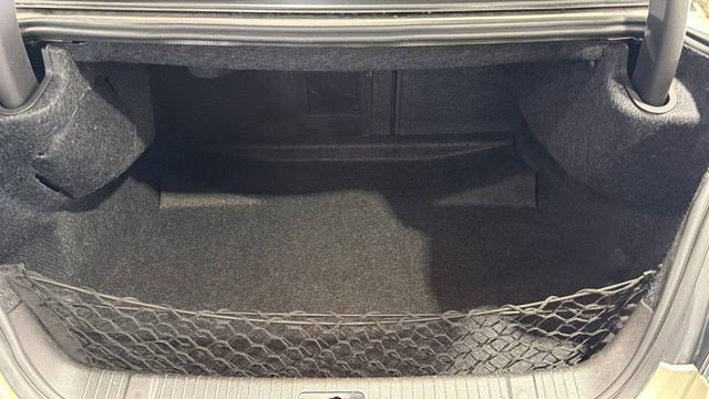 Used 2011 Buick LaCrosse CXL w/ Driver Confidence Package image 10