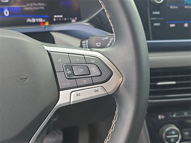 Used 2024 Volkswagen Taos SE image 33